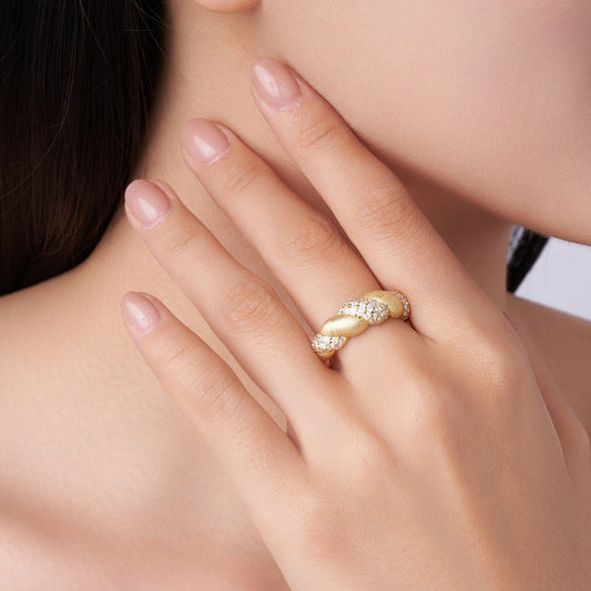 "Vine" Nature-Inspired Moissanite Ring – S925 Sterling Silver with 18K Gold Plating | Vintage Twisted Band Engagement & Fashion Jewelry