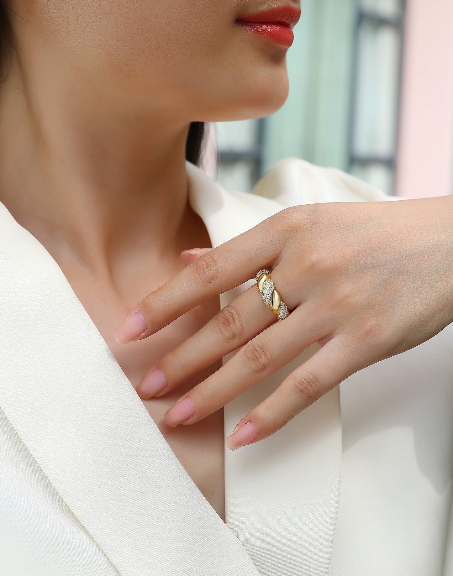 "Vine" Nature-Inspired Moissanite Ring – S925 Sterling Silver with 18K Gold Plating | Vintage Twisted Band Engagement & Fashion Jewelry