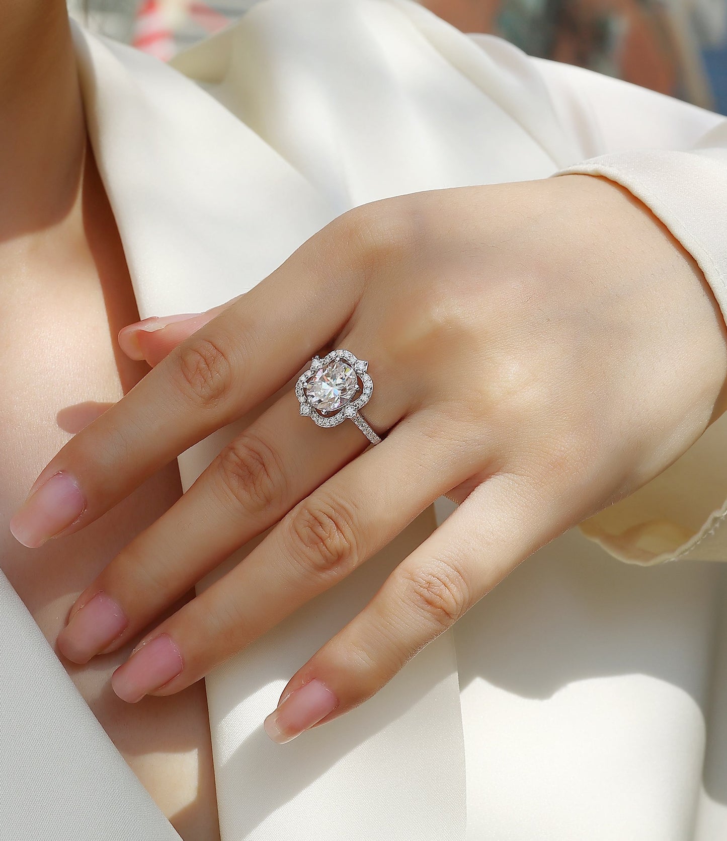 "Camellia" Floral Moissanite Ring – S925 Sterling Silver with Platinium Plating | Romantic Nature-Inspired Diamond Alternative