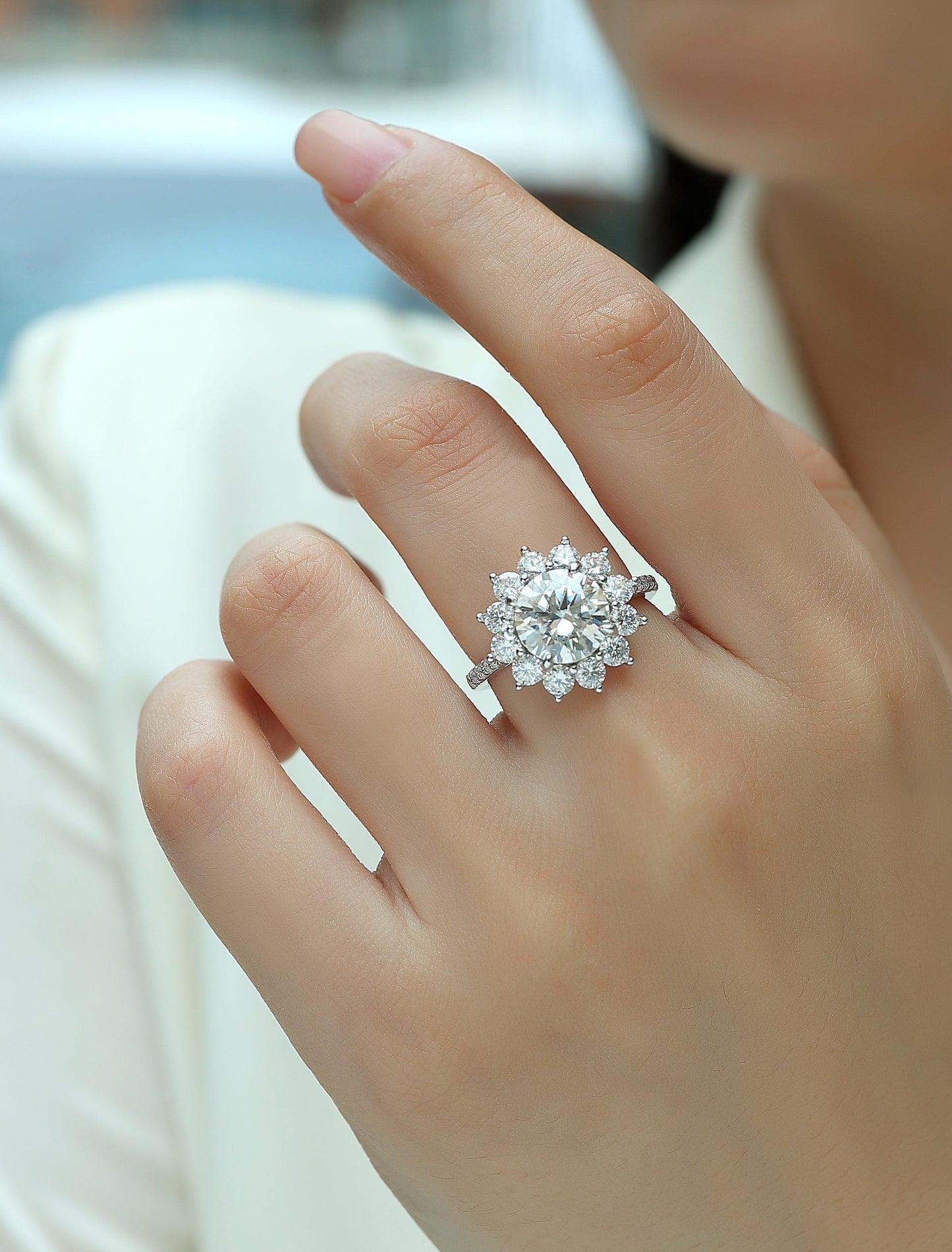 "Sunflower" 3 Carat Moissanite Halo Ring – S925 Sterling Silver with Platinum Plating | Luxury Floral Statement Engagement Jewelry