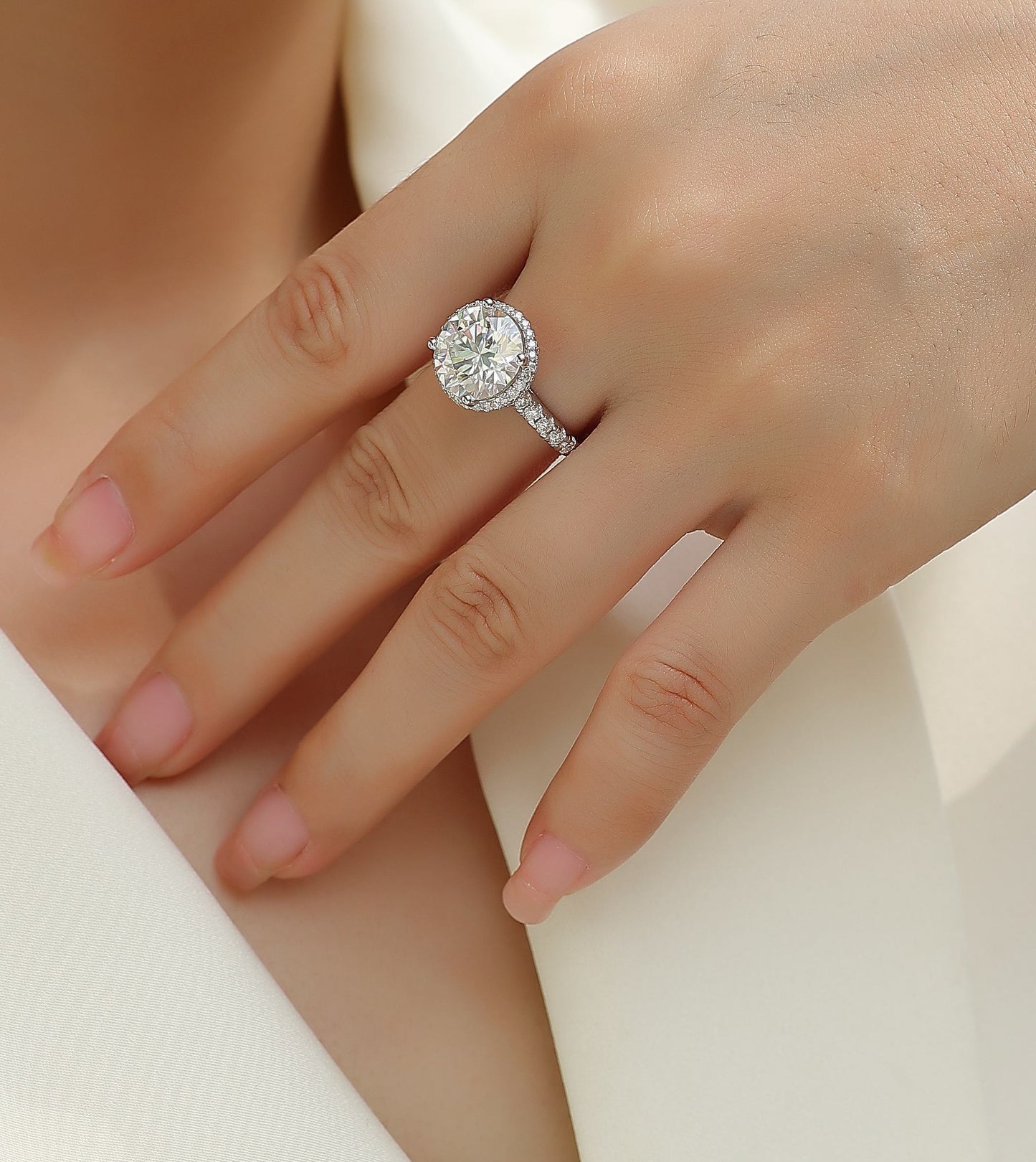 "Starry Sky" 5 Carat Moissanite Solitaire Ring – S925 Sterling Silver with Platinum Plating | VVS1 Brilliant Cut Statement Engagement Ring