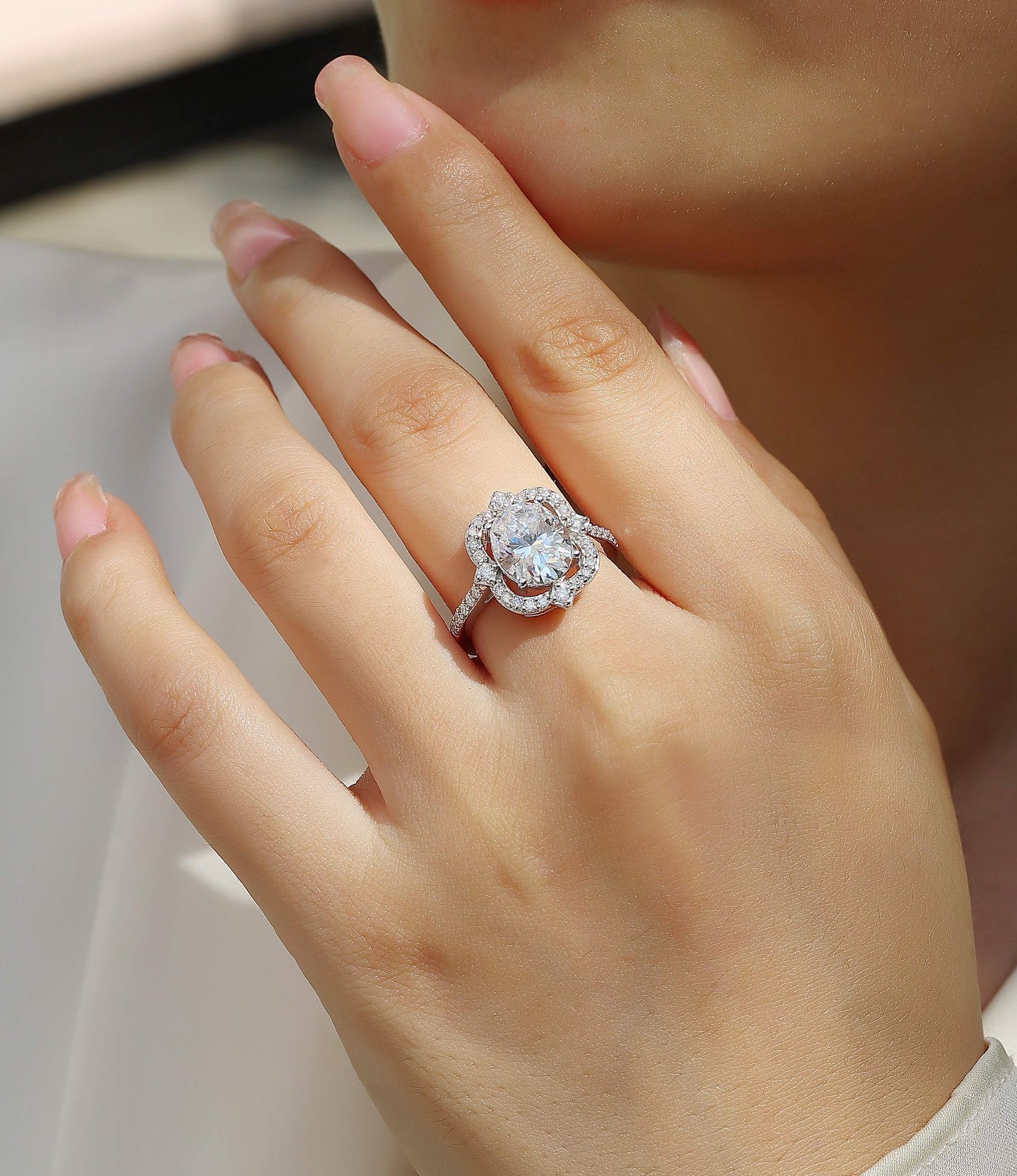 "Camellia" Floral Moissanite Ring – S925 Sterling Silver with Platinium Plating | Romantic Nature-Inspired Diamond Alternative