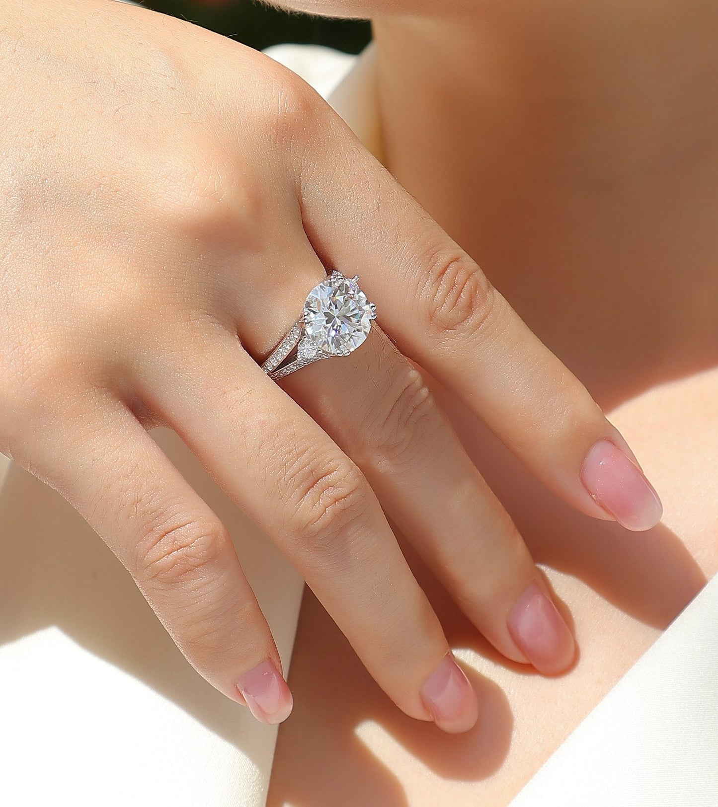 5 Carat Moissanite Luxury Solitaire Ring – S925 Sterling Silver with Platinum Plating | High-Brilliance Statement Engagement Jewelry